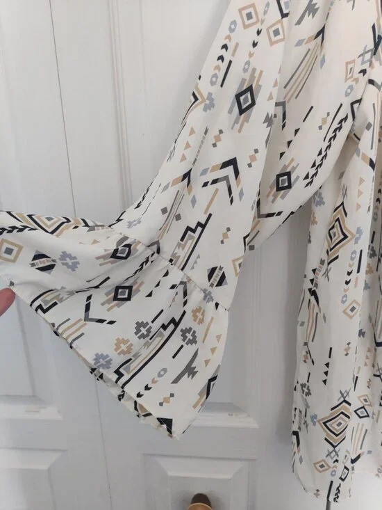 BOHO BLOUSE - Picture 2 of 5